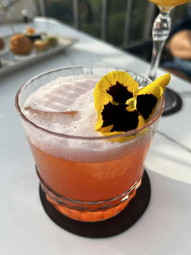 Adèle Mixology Lounge