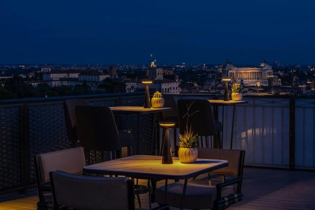 Adèle Mixology Lounge