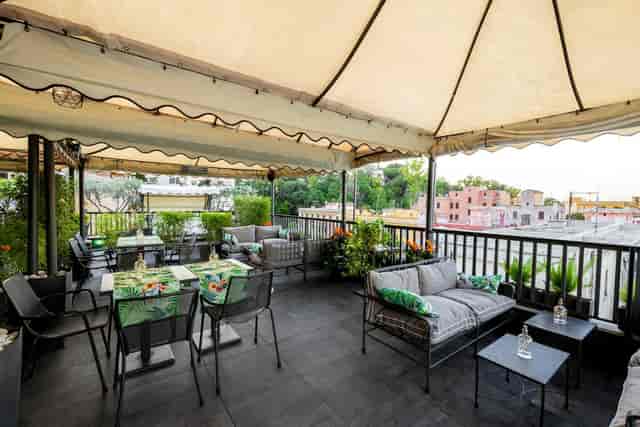 Rooftop restaurant at Trilussa Palace Hotel for networking mixers and cocktail events.