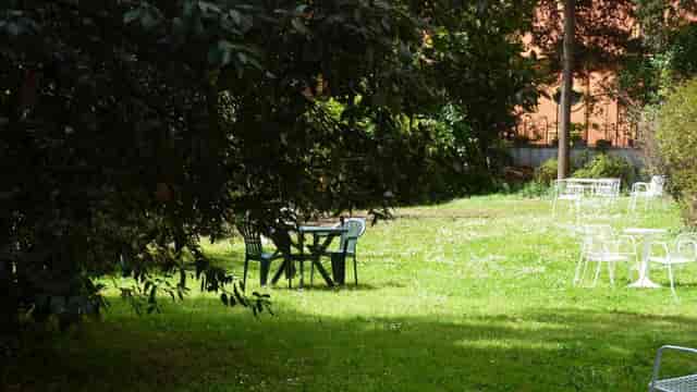 Garden breakout space at Hotel Major Aventinus for professional workshops and corporate events.