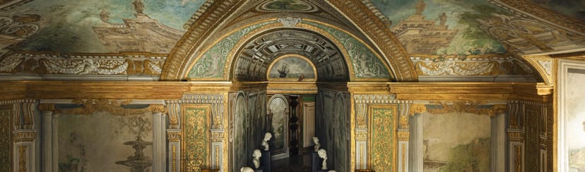Railings Hall at Palazzo Shedir: historic venue for VIP reception and gala dinner.