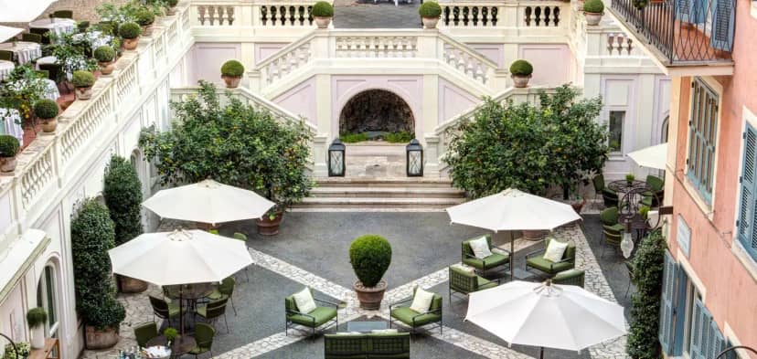 Le Privé Hotel de Russie outdoor terrace for luxury corporate events and wedding cocktail receptions.