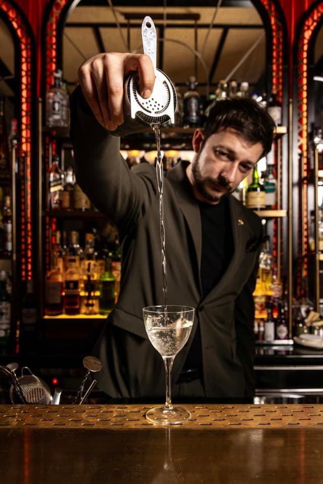 Cocktail Bar