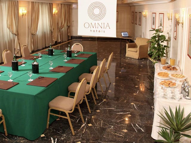 Donna Laura Palace for meetings in Rome ...