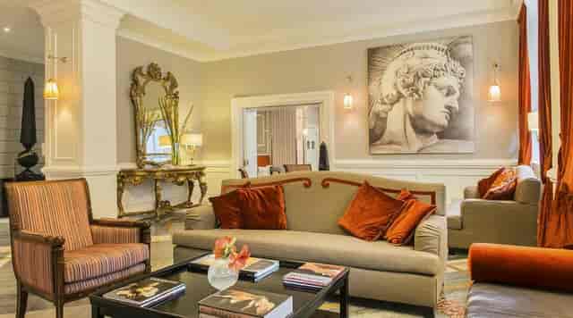 Starhotels Michelangelo breakout room for corporate meetings and VIP networking events.