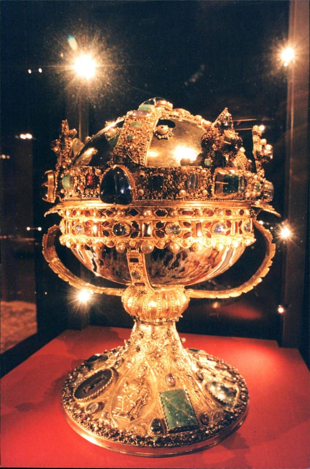 gold room at Historical Museum