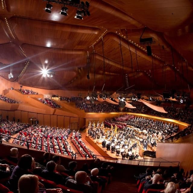 Santa Cecilia Hall