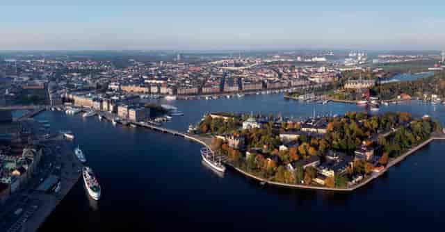 Luxury Hotel Skeppsholmen suite with waterfront view for incentive travel and corporate events.