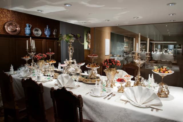 Table Settings
