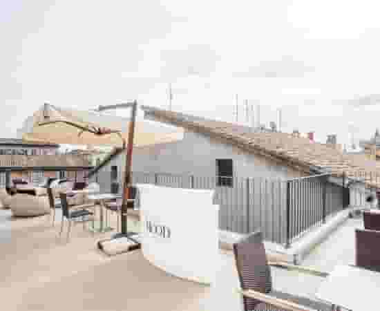 Panoramic terrace