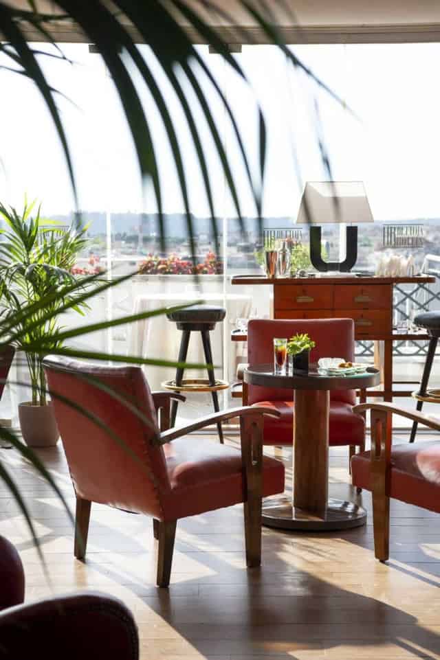 Rooftop lounge