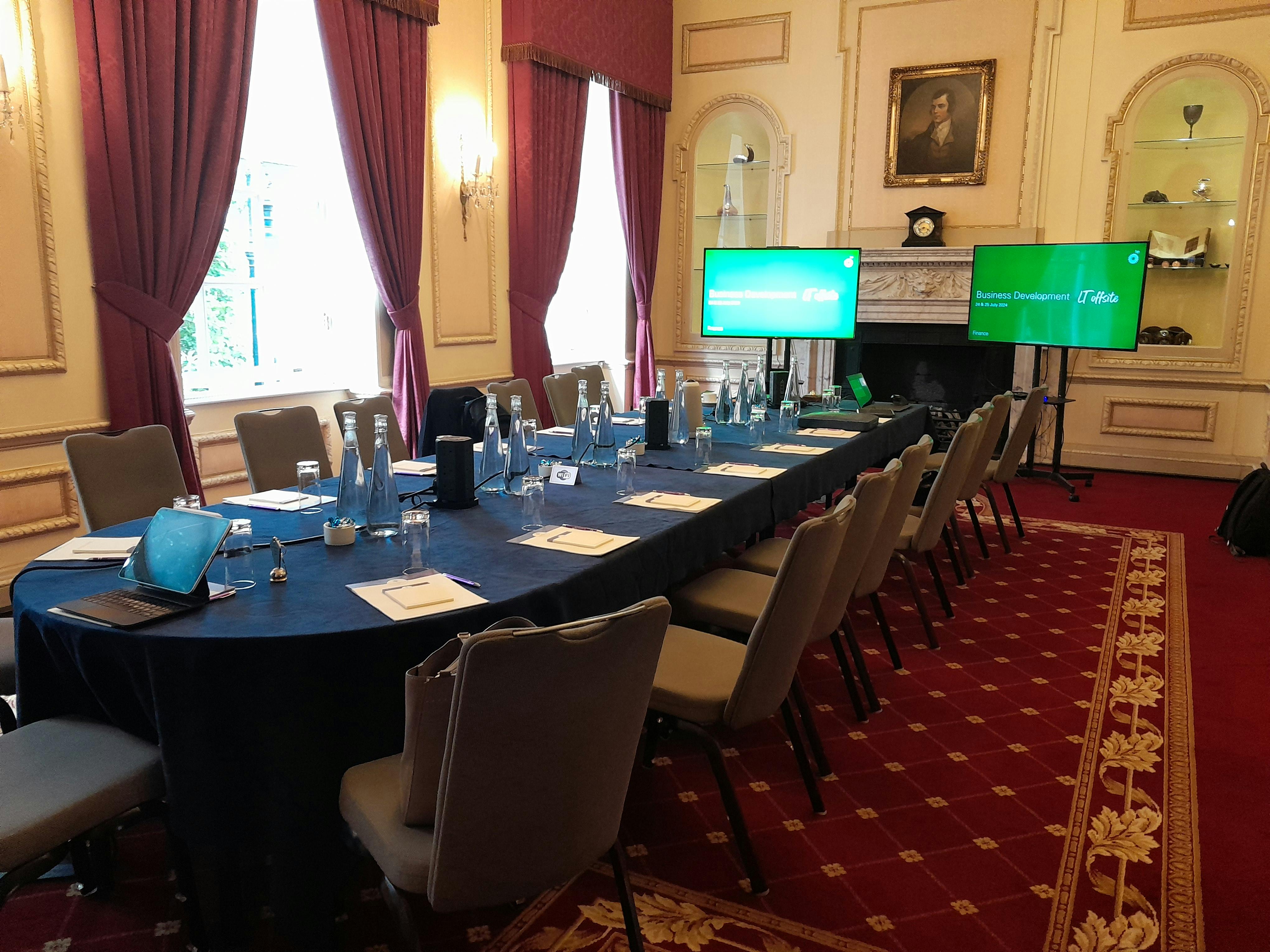 The Caledonian Club - Selkirk Room image 1