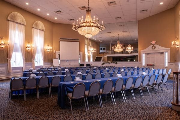 Classroom-style banquet hall for professional development conferences and corporate training.