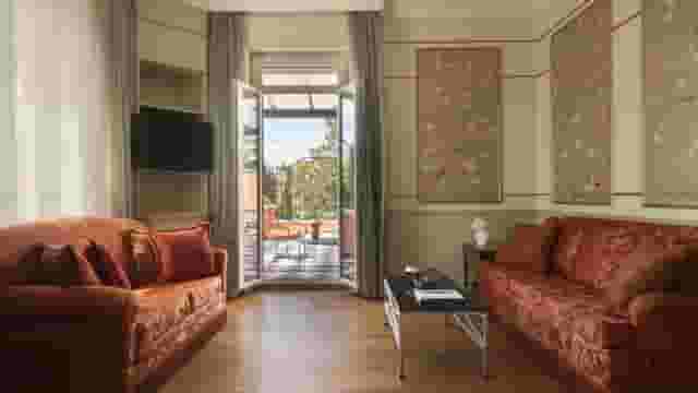 Rooms and Suites