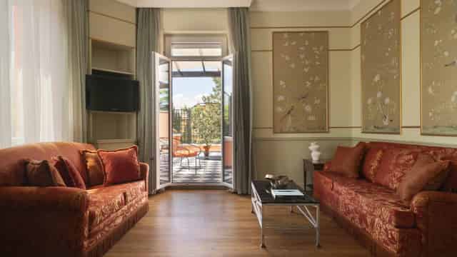Rooms and Suites