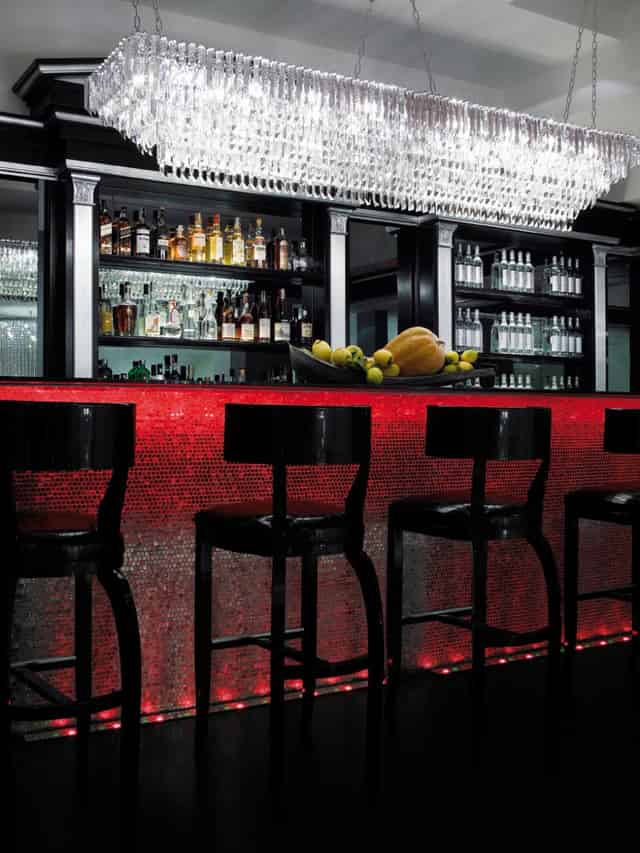 Lounge Bar