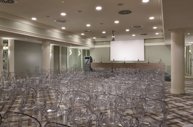 Sale Meeting