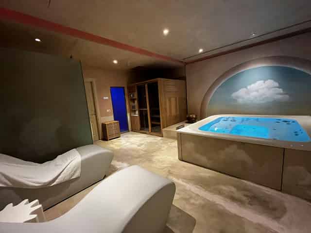 Leon's Place
