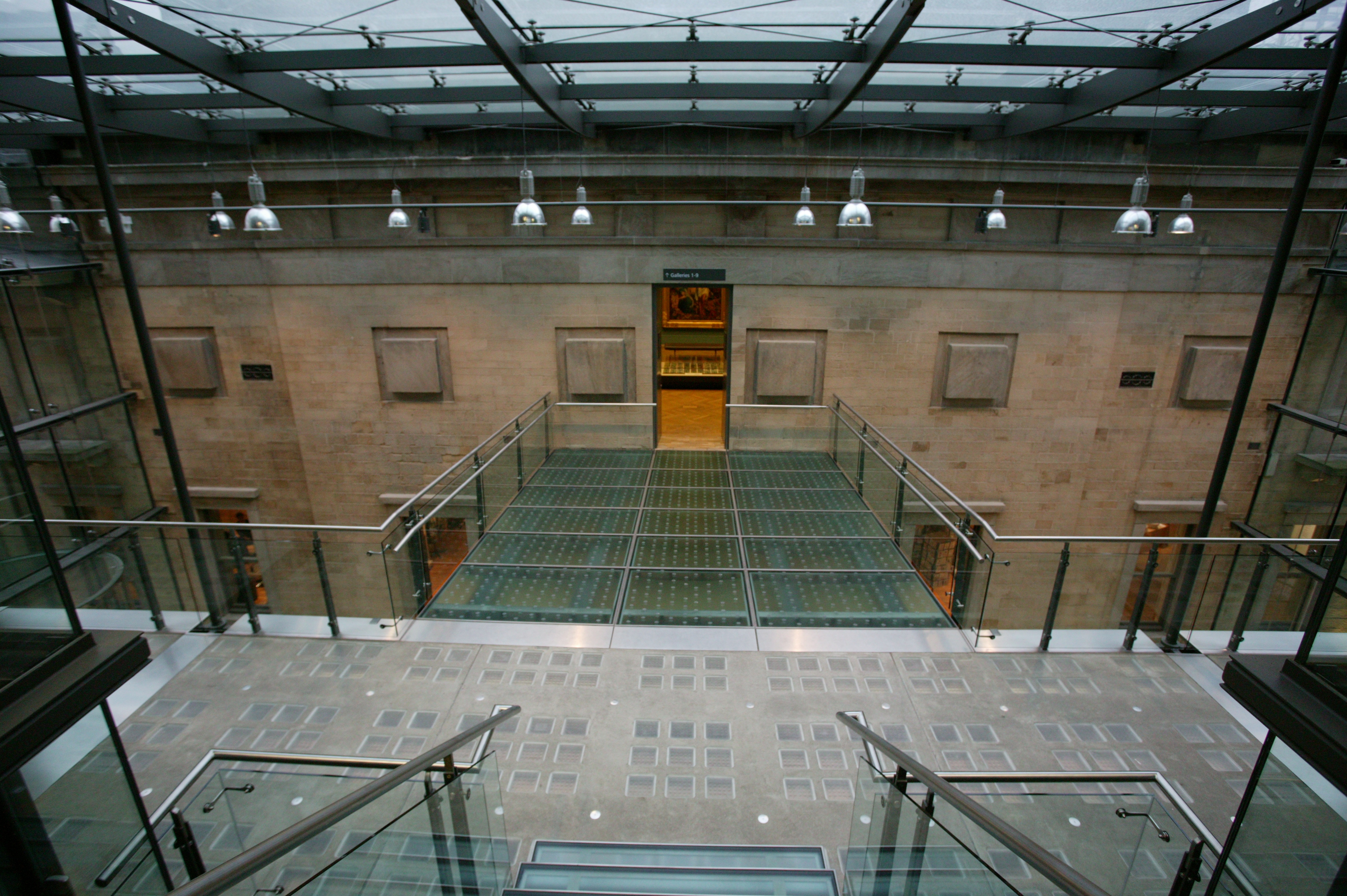Manchester Art Gallery - image 1