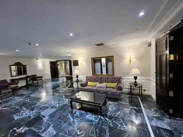 Luxury hotel foyer with classic decor for VIP networking and event hospitality.