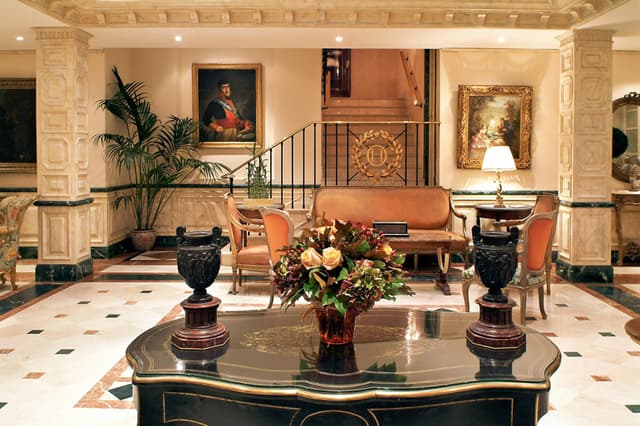 Salón Tragaluz