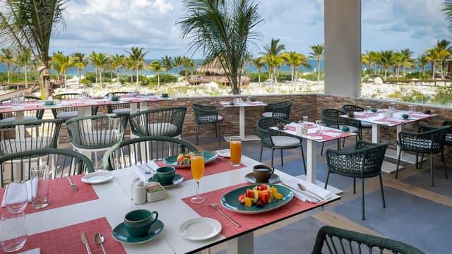 restaurant