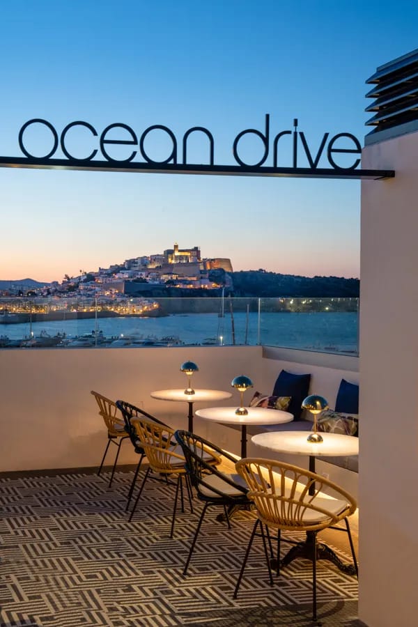 OD Sky Bar Madrid: Sunset terrace venue for VIP networking and cocktail events.
