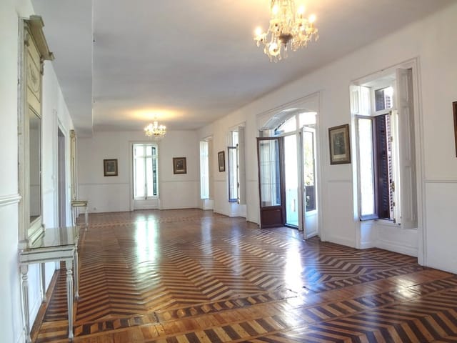 Salón Principal at Palacio Santa Bárbara: historic blank canvas for luxury micro-weddings.