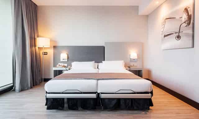 Hotel ILUNION Atrium