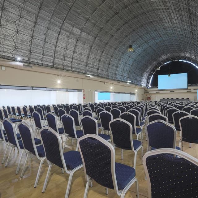 Meeting Rooms