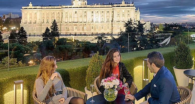 Rooftop terrace at Jardines de Sabatini with iconic views for luxury networking and VIP events.