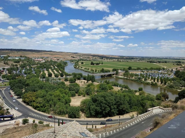 El Greco Conference Center auditorium with scenic riverfront for corporate offsite and team building.