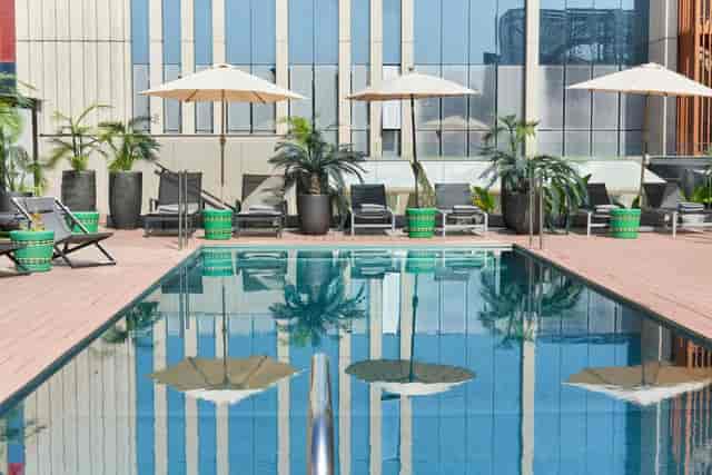 Bowie room at Barceló Imagine, sophisticated breakout space for incentive trips and receptions.