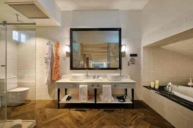 Luxury MAPAS hotel bathroom at Only YOU Boutique Madrid for VIP incentive travel events.