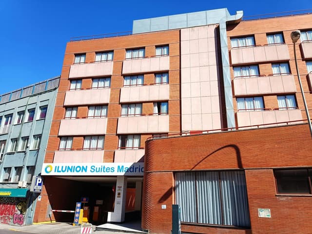 Junta Room