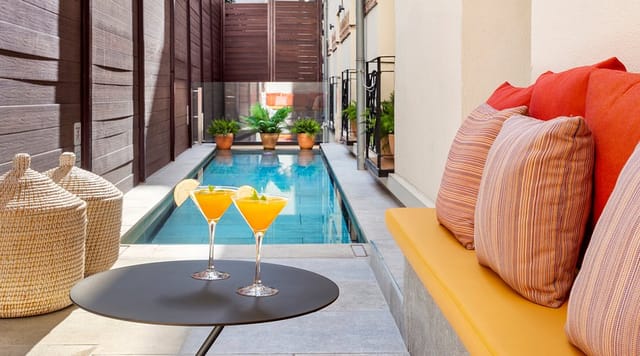 Luxury VIP lounge at Hotel Catalonia Goya for corporate incentive events and networking sessions.