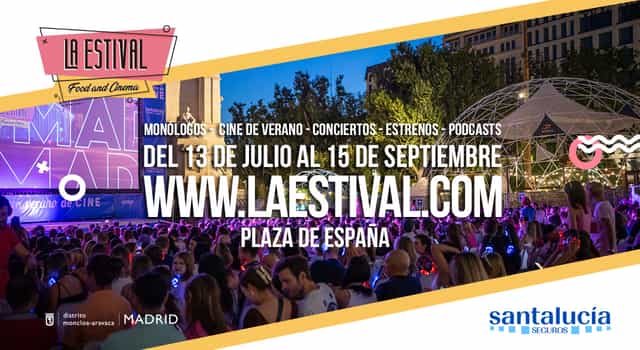 Outdoor cinema at Plaza de España: Summer event venue featuring large screen and public seating.