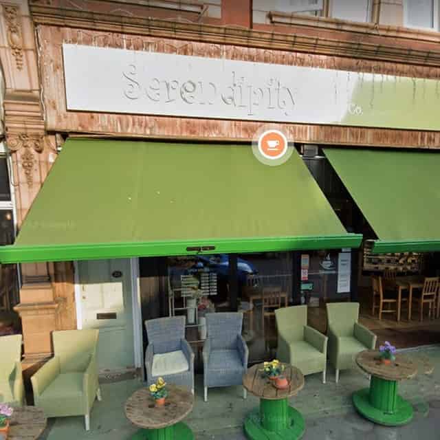 Cocktail bar