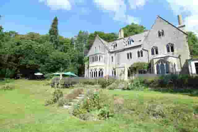 Monkton Wyld Court