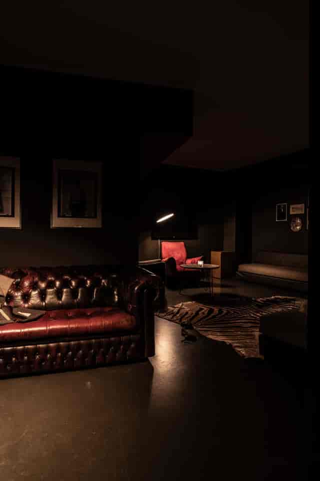 Basement at Spazio Cairoli: Moody VIP lounge for intimate breakout sessions and private events.