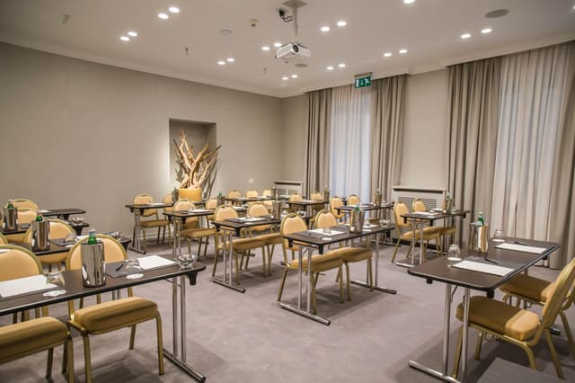 Meeting Room 3