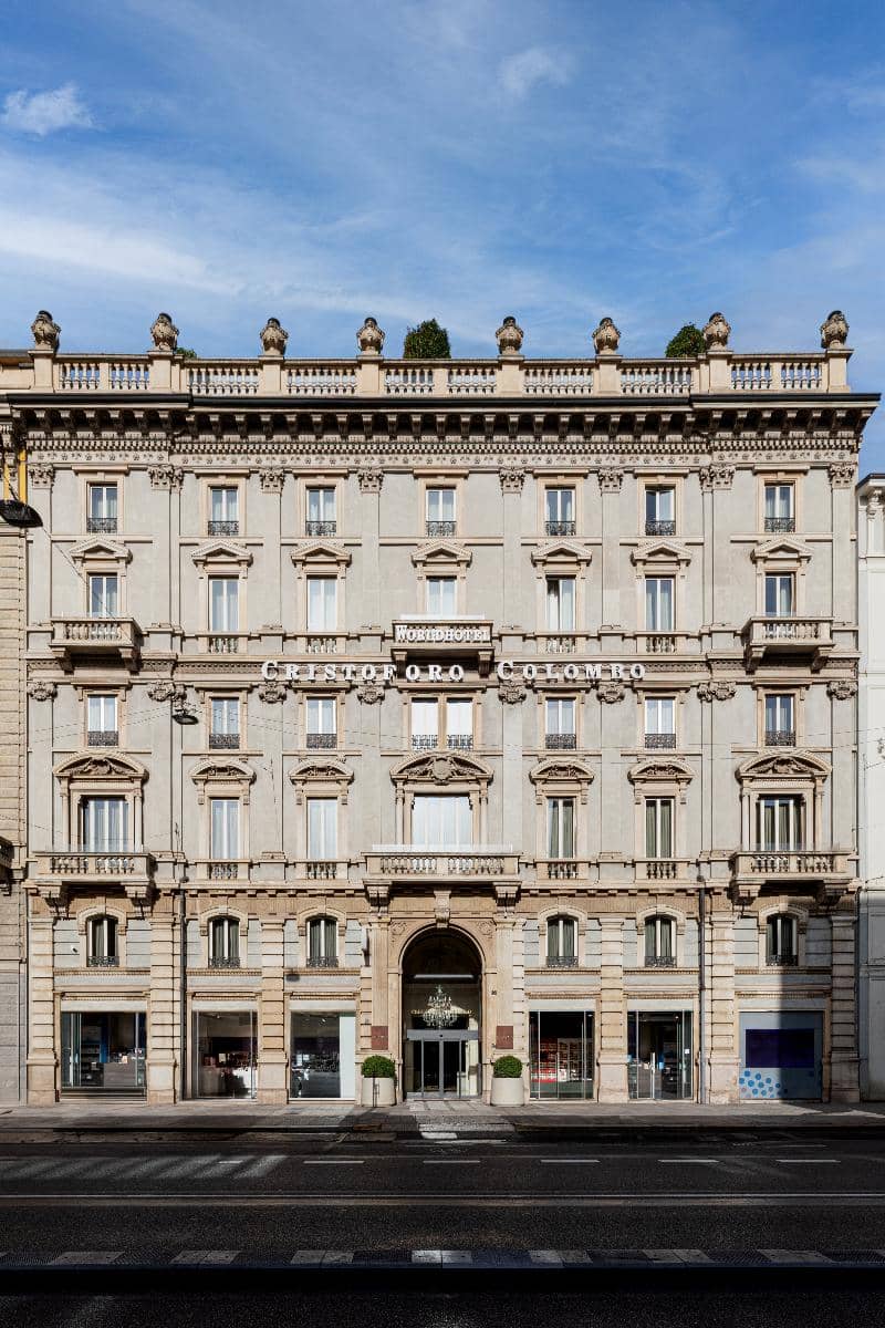 Upscale European board meeting room at Worldhotel Cristoforo Colombo with classic architecture.