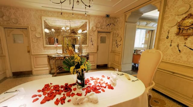 Sala del Dolce Risveglio: ornate private dining room for VIP dinners and anniversaries.