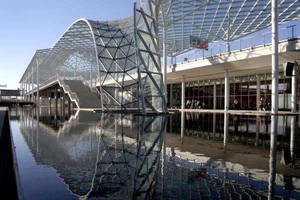 Modern Fiera Milano exhibition centre exterior, ideal for corporate conventions and trade shows.