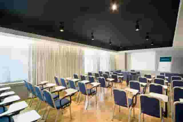 Porta Nuova Meeting Room