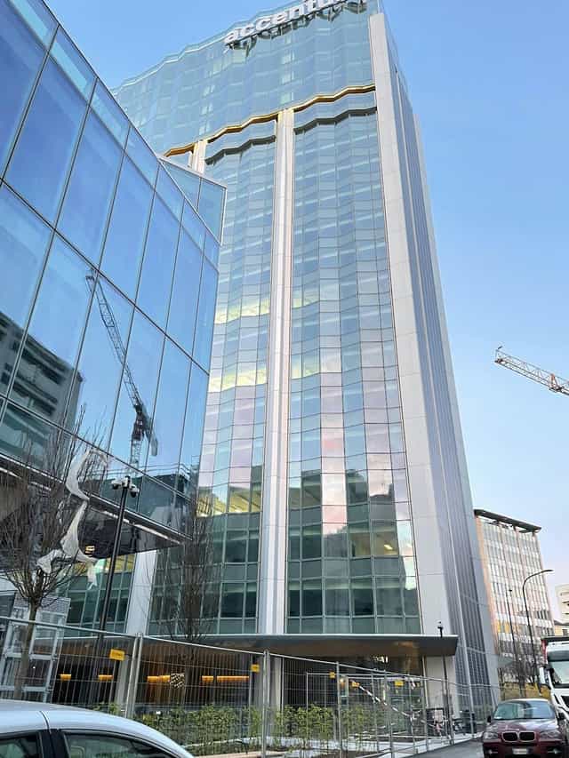 Hotel Tocq Corso Como terrace with construction crane, event site visit, venue inspection.