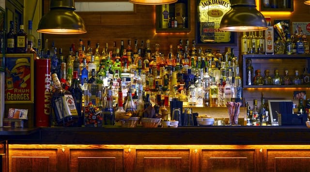 Bar in Veloce Milano: Atmospheric venue with classic aesthetic for corporate networking events.