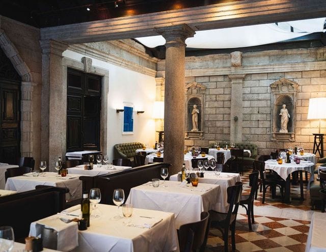 Elegant Il Salumaio di Montenapoleone bistro for private dining and corporate events.
