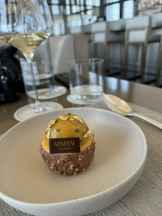 Armani/Bamboo Bar