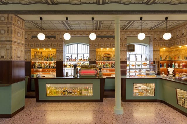 Bar Luce café counter for corporate breakout sessions and networking events.